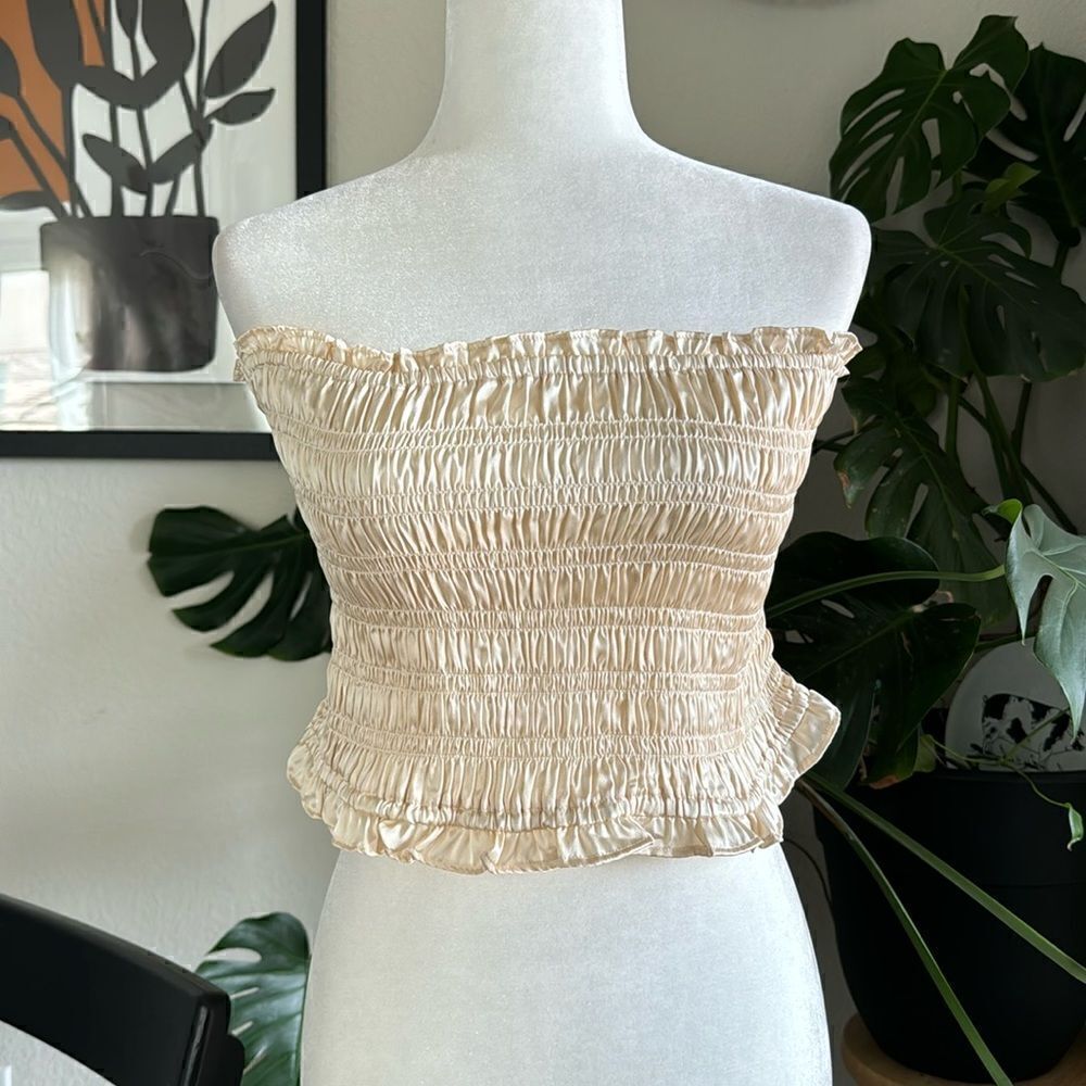 NWOT Free People Be Right Back Tube Smocked Ruffled Cream Strapless Shiny Chic - Picture 5 of 14